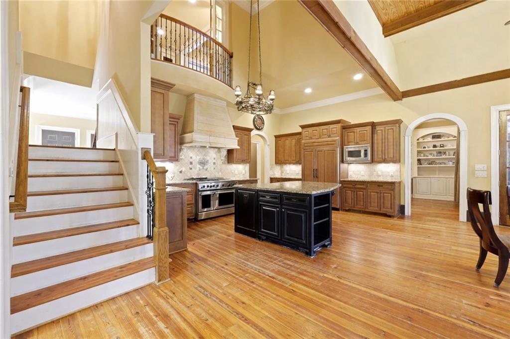 983 Little Darby Lane