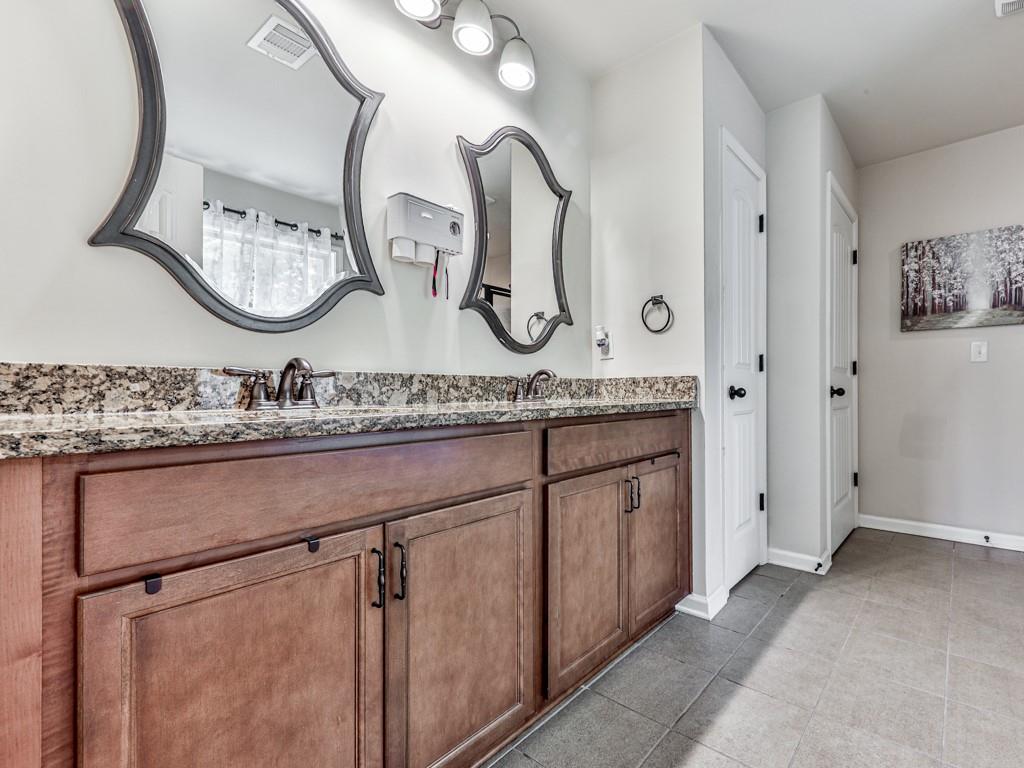 423 Livingston Point, Acworth, Georgia image 22