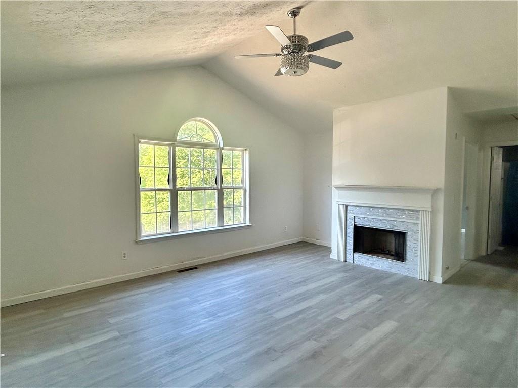 1685 Cedar Hill
