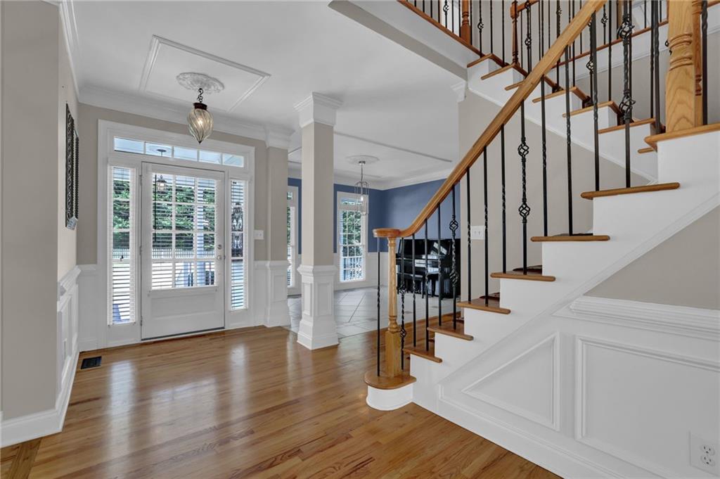 605 Southfield Place