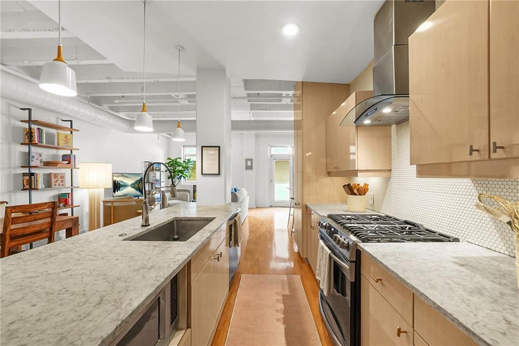 805 Peachtree Street NE 107