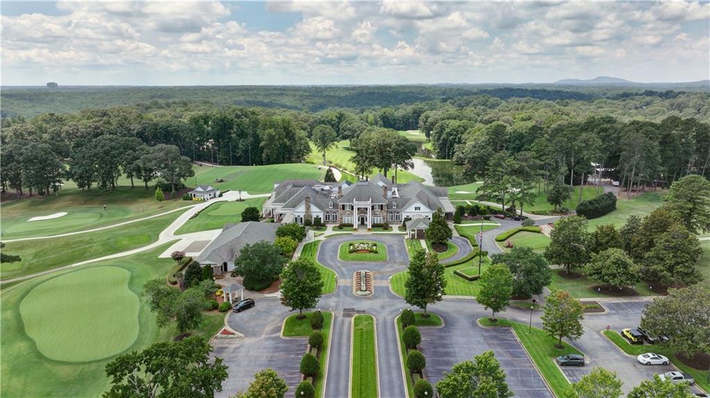 660 Atlanta Country Club Drive SE