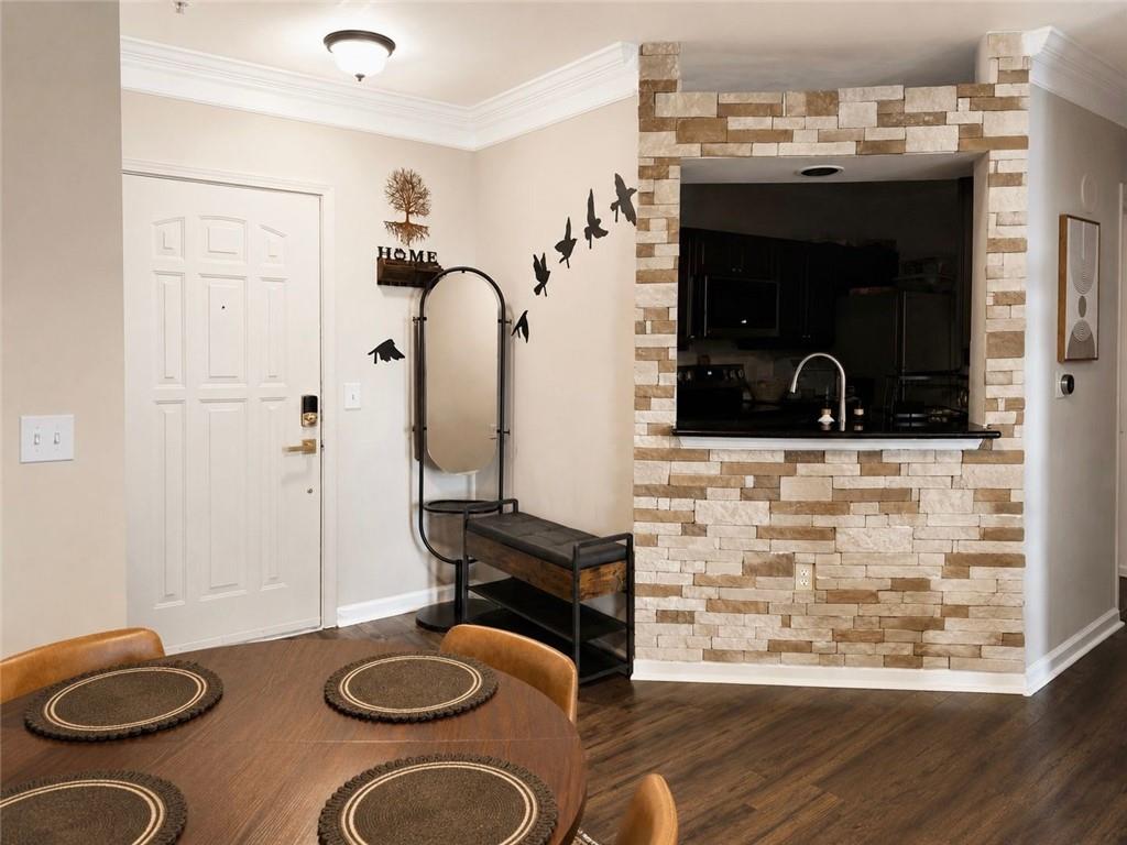 Photo of 3334 Peachtree Road NE #1505, Atlanta, GA 30326 (MLS # 7840156)