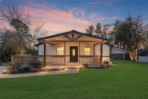 Homes For Sale - 638 Dobbins Mill Road<br/> Griffin, GA 30223