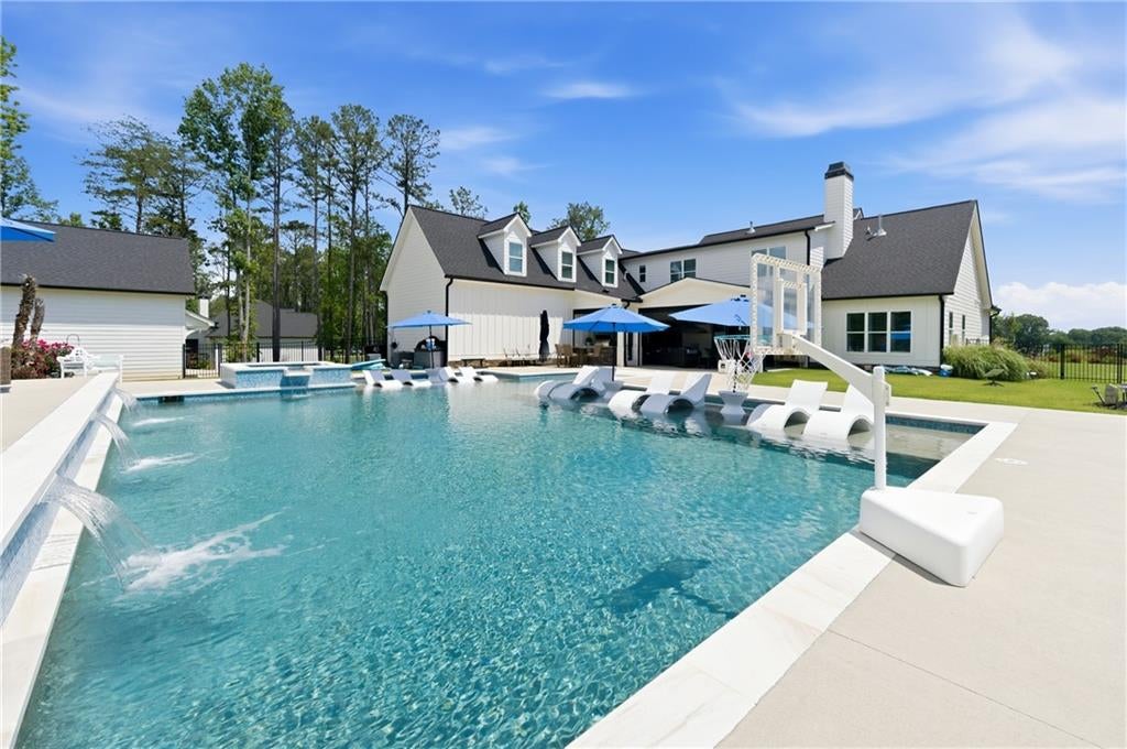 4577 Yellow Creek Road