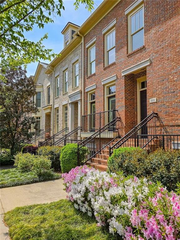 302 Riversgate Drive 55