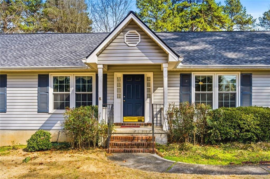 808 Chestnut Hill Road SW