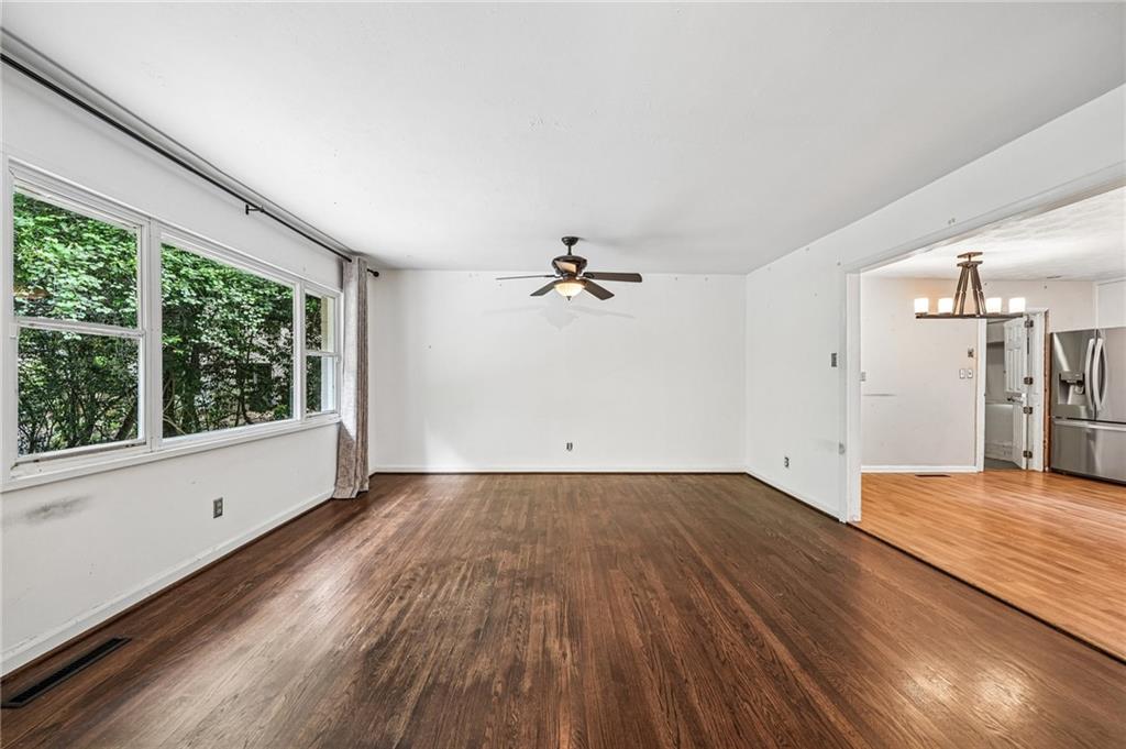 1277 Dunwoody Lane NE