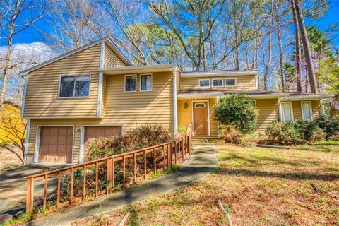 Homes For Sale - 2780 Westminister Ln Nw Ln<br/> Conyers, GA 30012