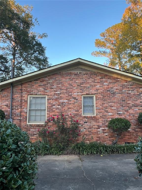 1017 Clifton Drive