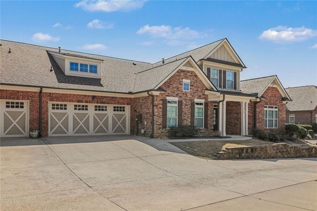 2730 Middle Creek Way