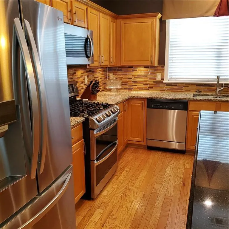 Suwanee, Georgia 30024, United States, 5 Bedrooms Bedrooms, ,3 BathroomsBathrooms,Residential,Active,94491