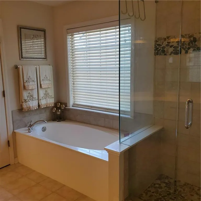 Suwanee, Georgia 30024, United States, 5 Bedrooms Bedrooms, ,3 BathroomsBathrooms,Residential,Active,94491