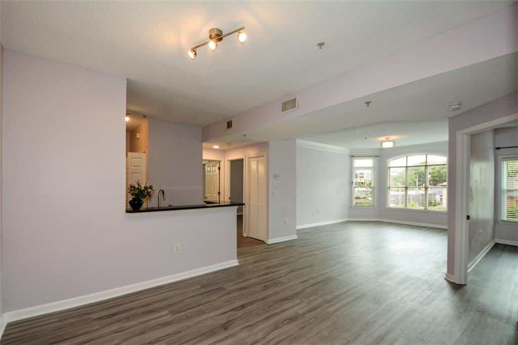 955 Juniper Street 4112