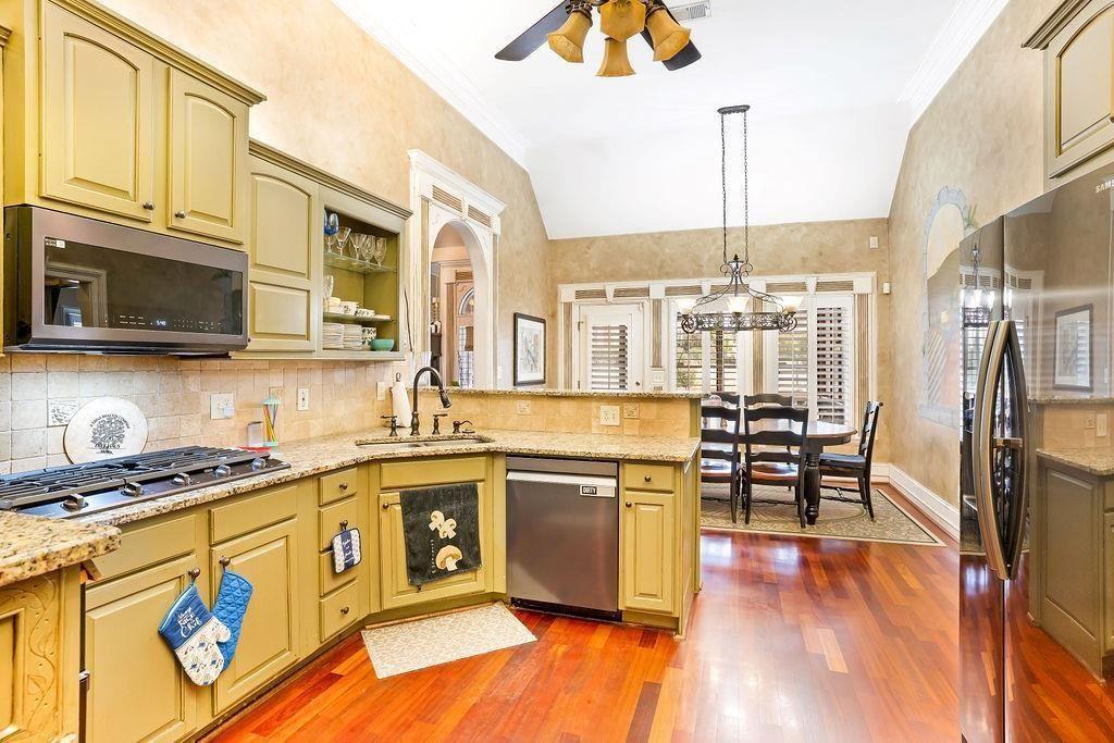 2565 Scarlet Oak Lane