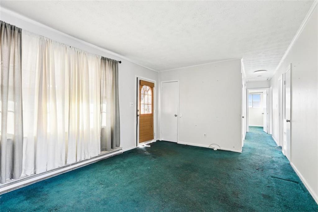 605 Robert E Lee Parkway