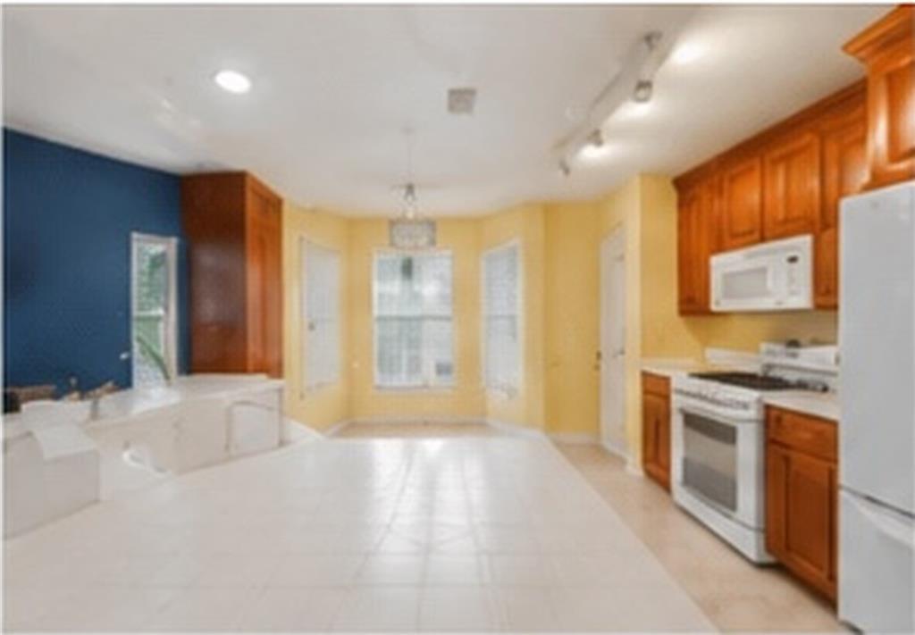 1750 Arborwood Drive