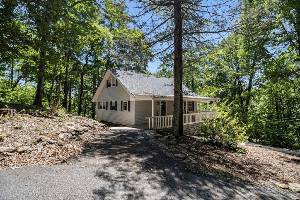 147 Hester Gap Road, Cleveland, Georgia image 1
