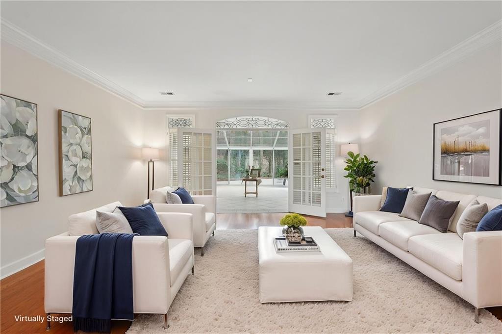 1502 Downington Run NW