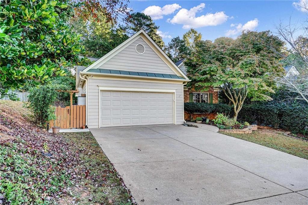 331 Laurel Glen Crossing