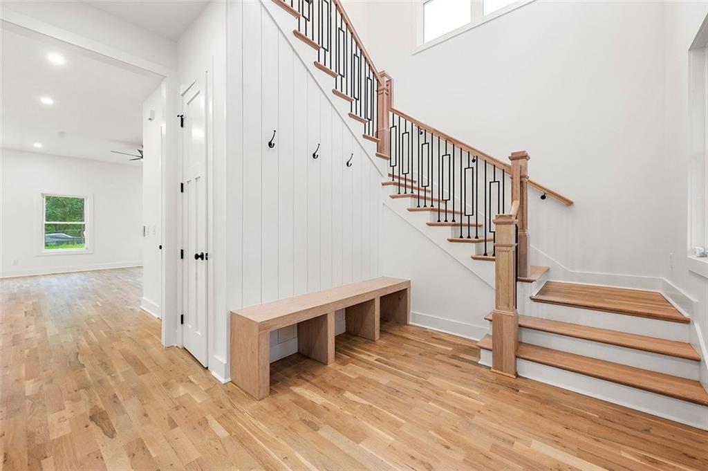 2869 4th Street SW