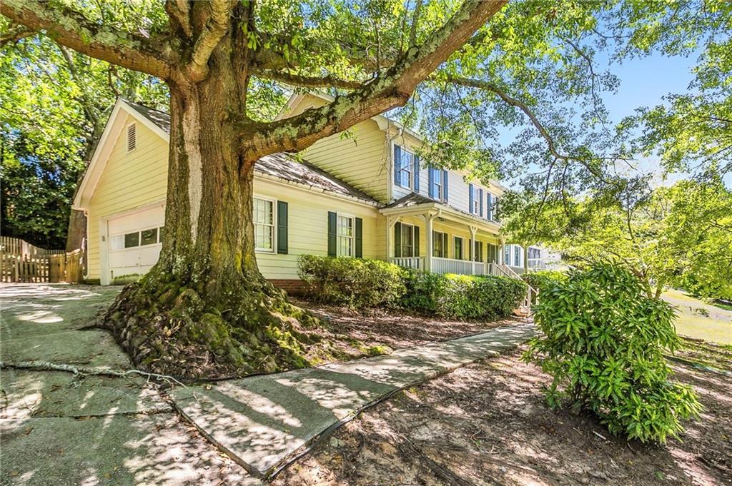 2880 Creekwood Drive