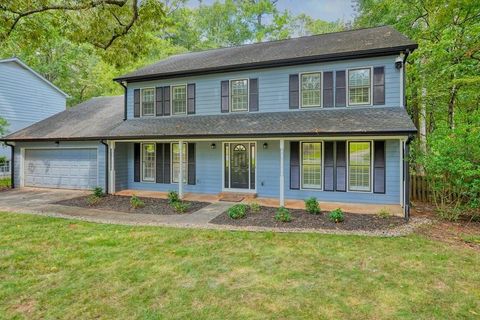 Photo of 1140 Northshore Drive, Roswell, GA 30076 (MLS # 7644359)