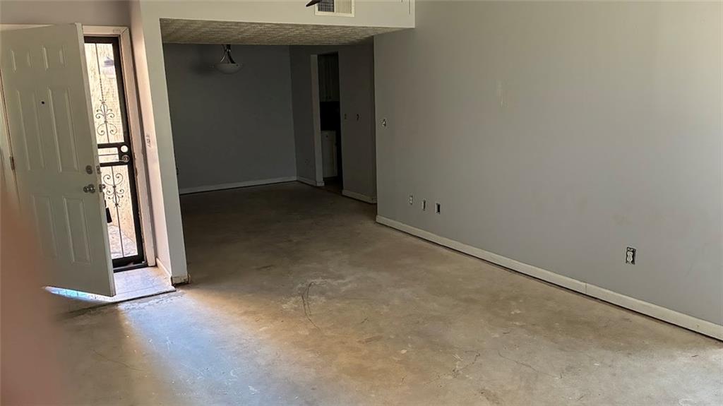 3800 Kensingwood Trace