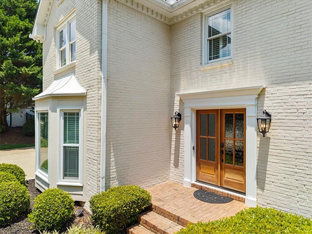425 Red Jacket Way