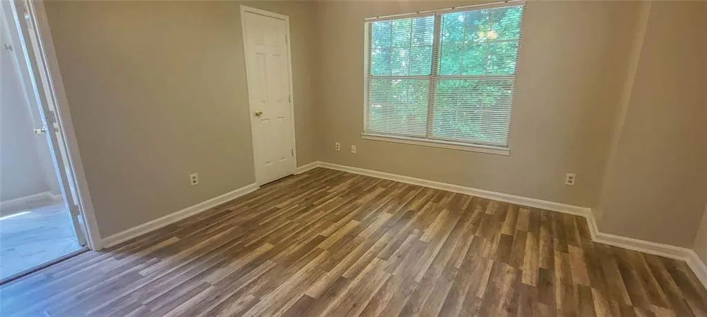 Kennesaw, Georgia 30144, United States, 2 Bedrooms Bedrooms, ,3 BathroomsBathrooms,Residential,Active,185016