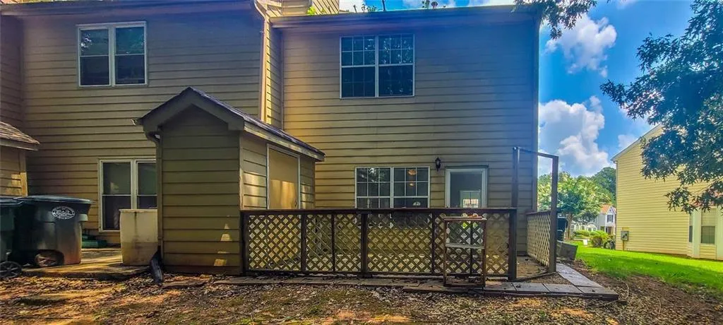 Kennesaw, Georgia 30144, United States, 2 Bedrooms Bedrooms, ,3 BathroomsBathrooms,Residential,Active,185016