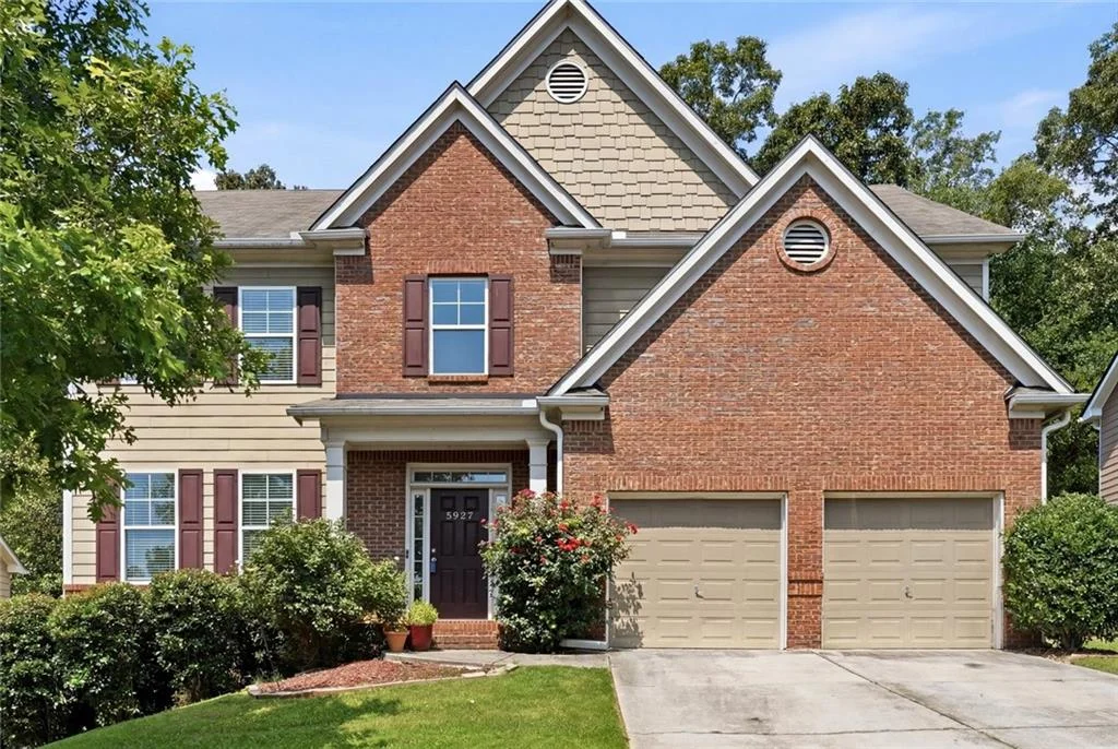 5927 Hendrix Lane