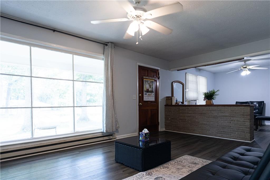 1112 Mealor Road