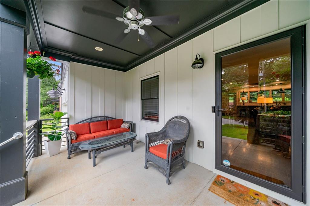 916 Stratford Road
