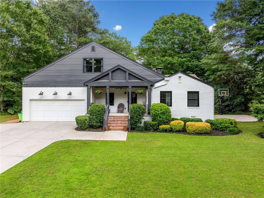 916 Stratford Road