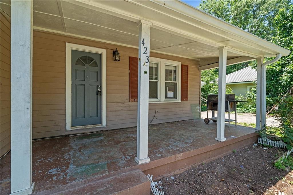 423 Clifton Terrace, Carrollton, Georgia image 3