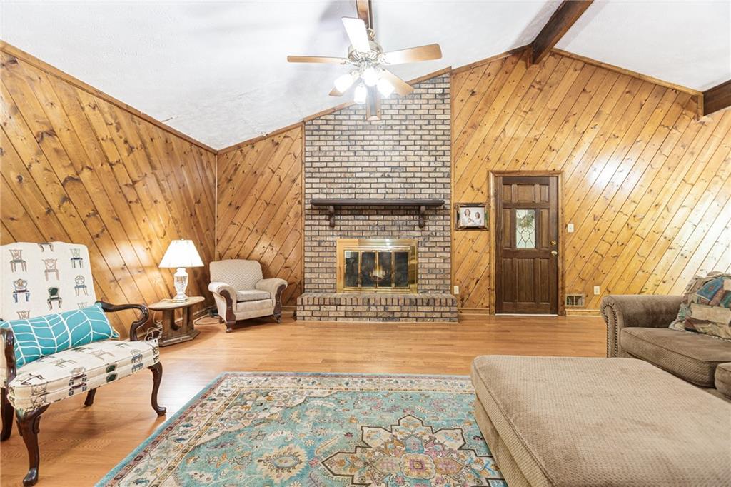 2228 Walker Drive, Lawrenceville, Georgia image 9