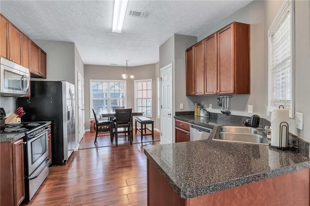 2555 Flat Shoals Road 1801