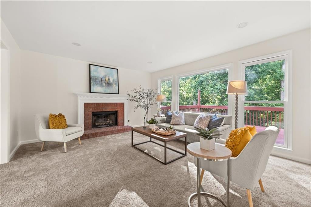 179 Hunters Creek