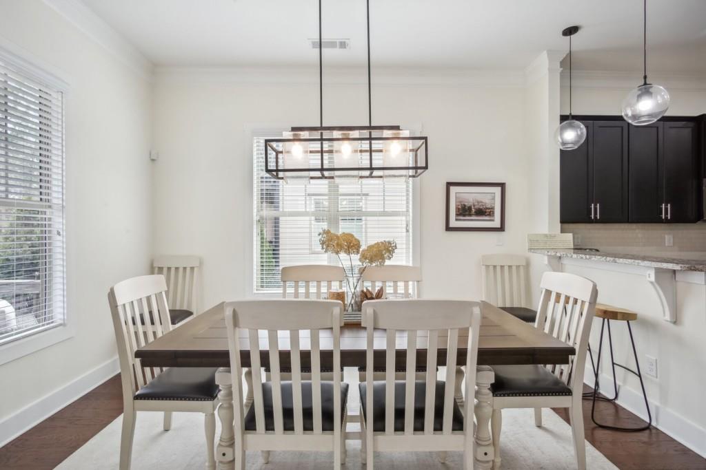 East Avenue Cottages - Residential Lease