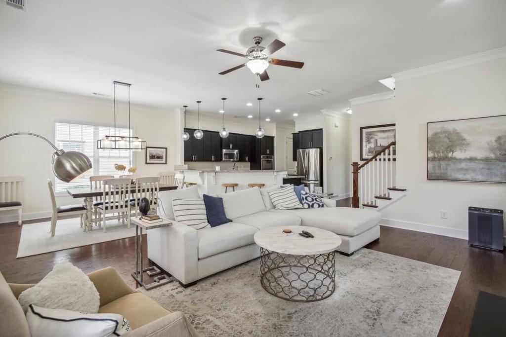 East Avenue Cottages - Residential Lease