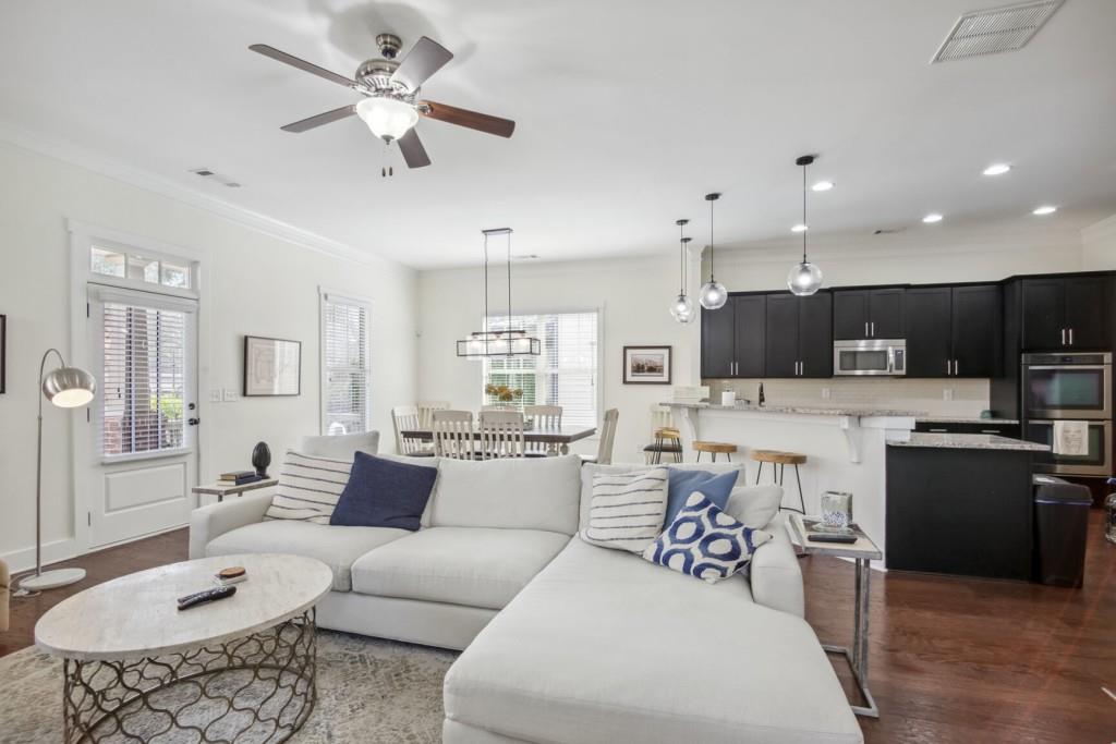 East Avenue Cottages - Residential Lease