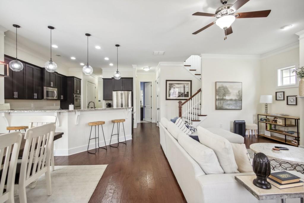 East Avenue Cottages - Residential Lease