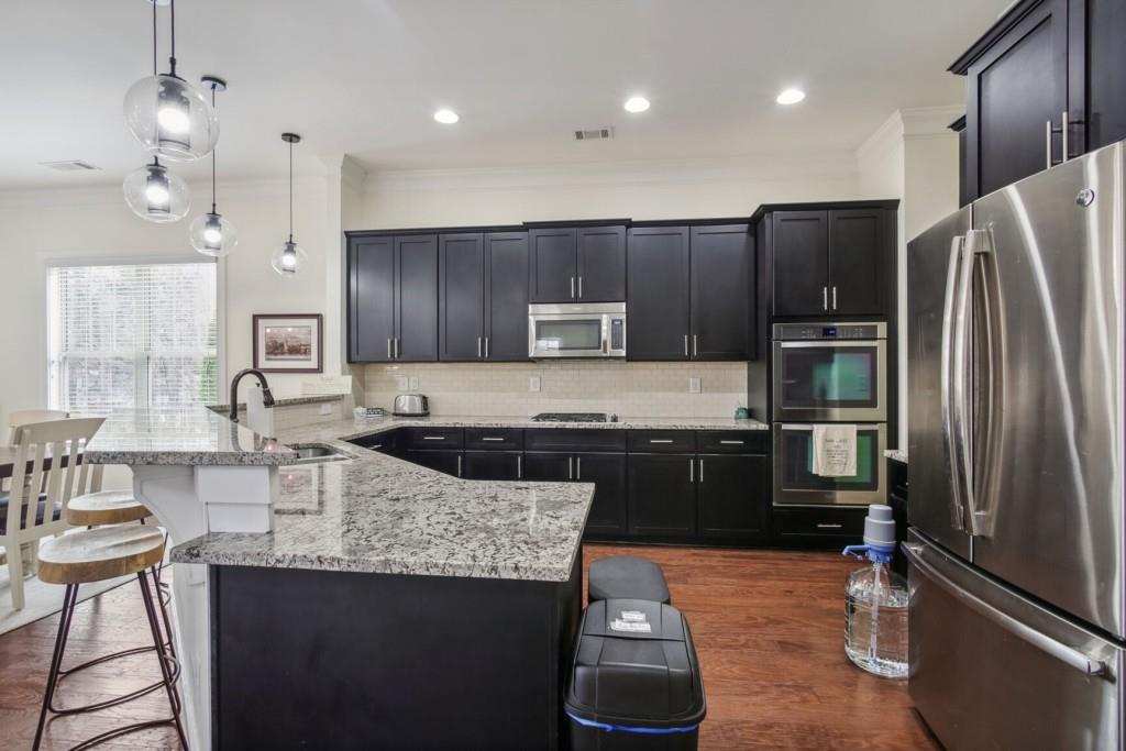 East Avenue Cottages - Residential Lease