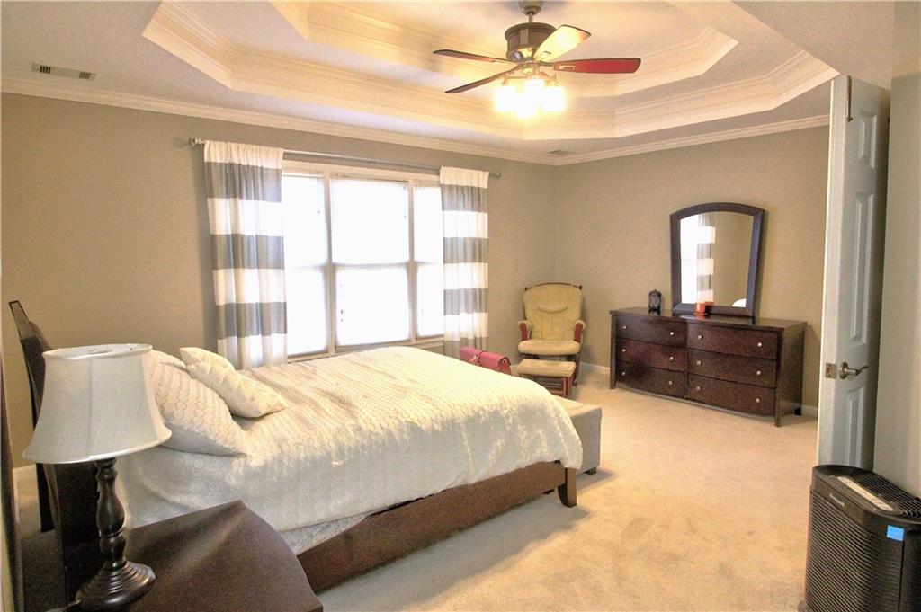 1023 Hawk Creek Trail, Lawrenceville, Georgia image 3