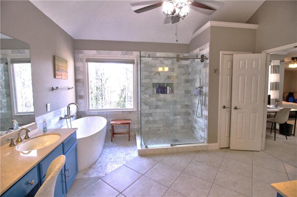 1023 Hawk Creek Trail, Lawrenceville, Georgia image 7