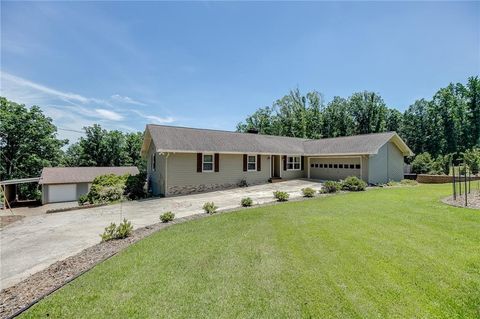 Homes For Sale - 3803 Carter Road<br/> Buford, GA 30518