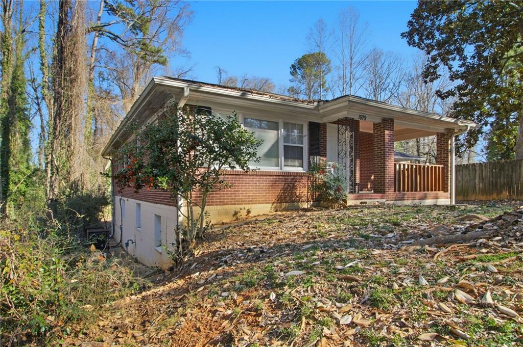 1979 Cascade Road SW