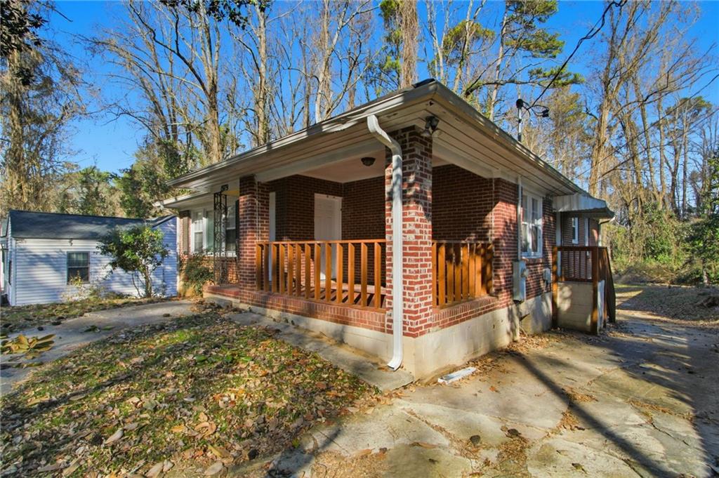 1979 Cascade Road SW