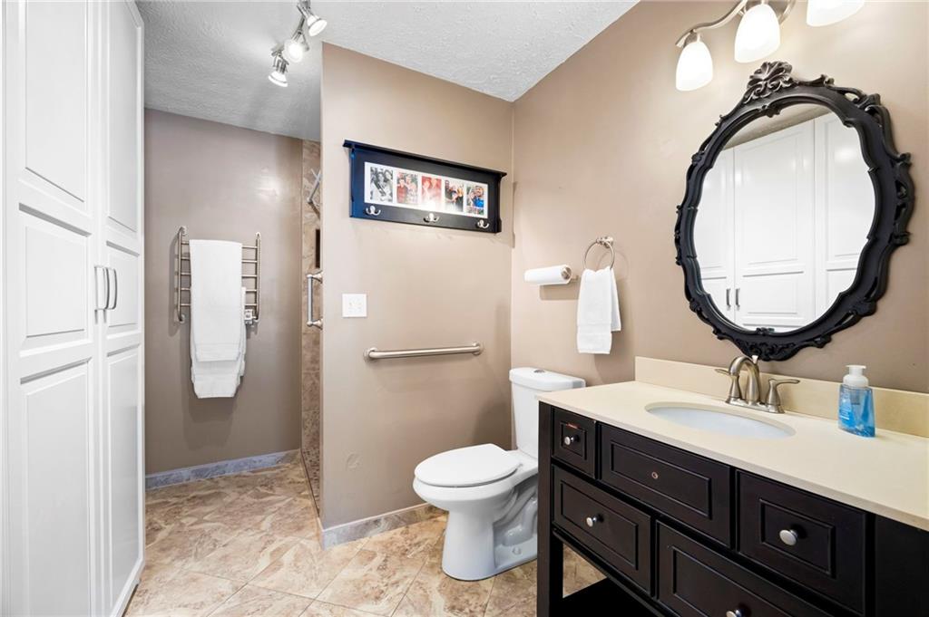 807 Woodcliff Drive, Sandy Springs, Georgia image 19